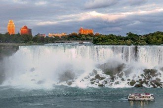 New York: Tour Niagara Falls (Lato Canadese), Toronto, Washington D.C., Philadelphia, New York - 5 giorni