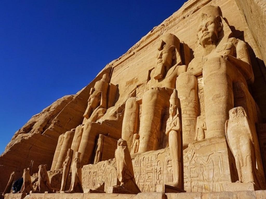 Nile Cruise 5 * from Aswan to Luxor - 4 days / 3 nights