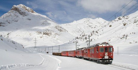 Bernina Express et Saint-Moritz : excursion d'une journée au départ de Milan