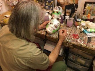 Recorrido a pie privado 'Taller de artesanos venecianos: máscaras, comida, vidrios y más' - 2 horas